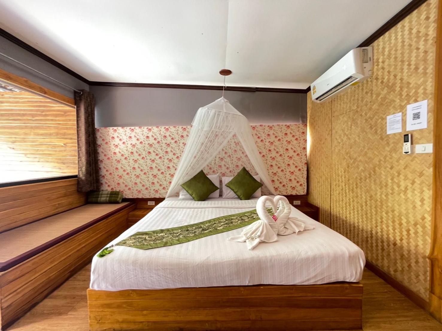 The Hub Erawan Resort Chongsadao Extérieur photo
